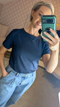 Load image into Gallery viewer, THE HAYDEN Crew Neck T-Shirt - Navy