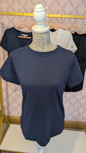 Load image into Gallery viewer, THE HAYDEN Crew Neck T-Shirt - Navy